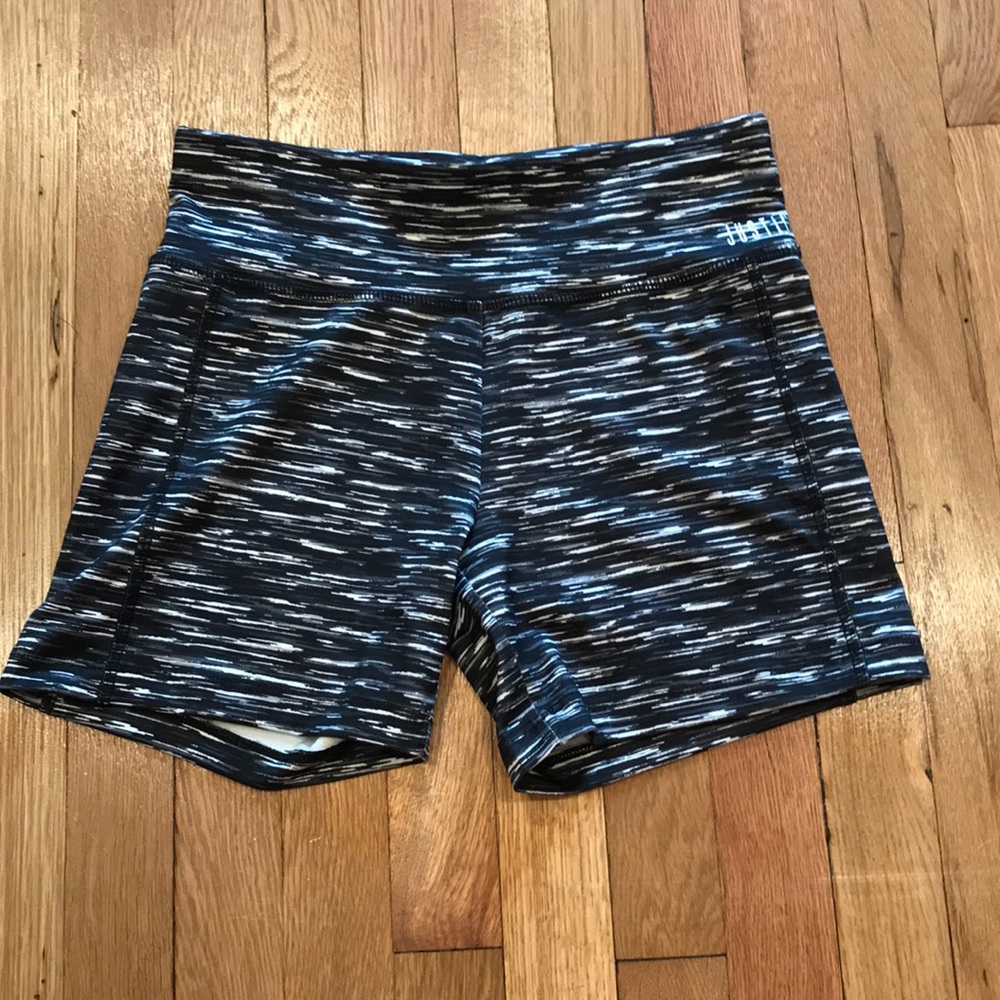 Short biker shorts